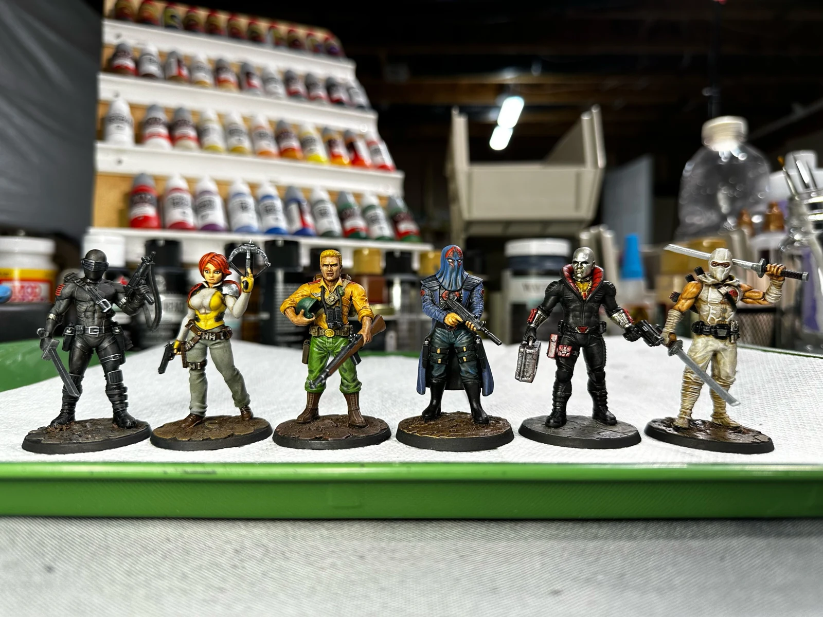 Small but fully equipped. — workshop project by Jason Luber